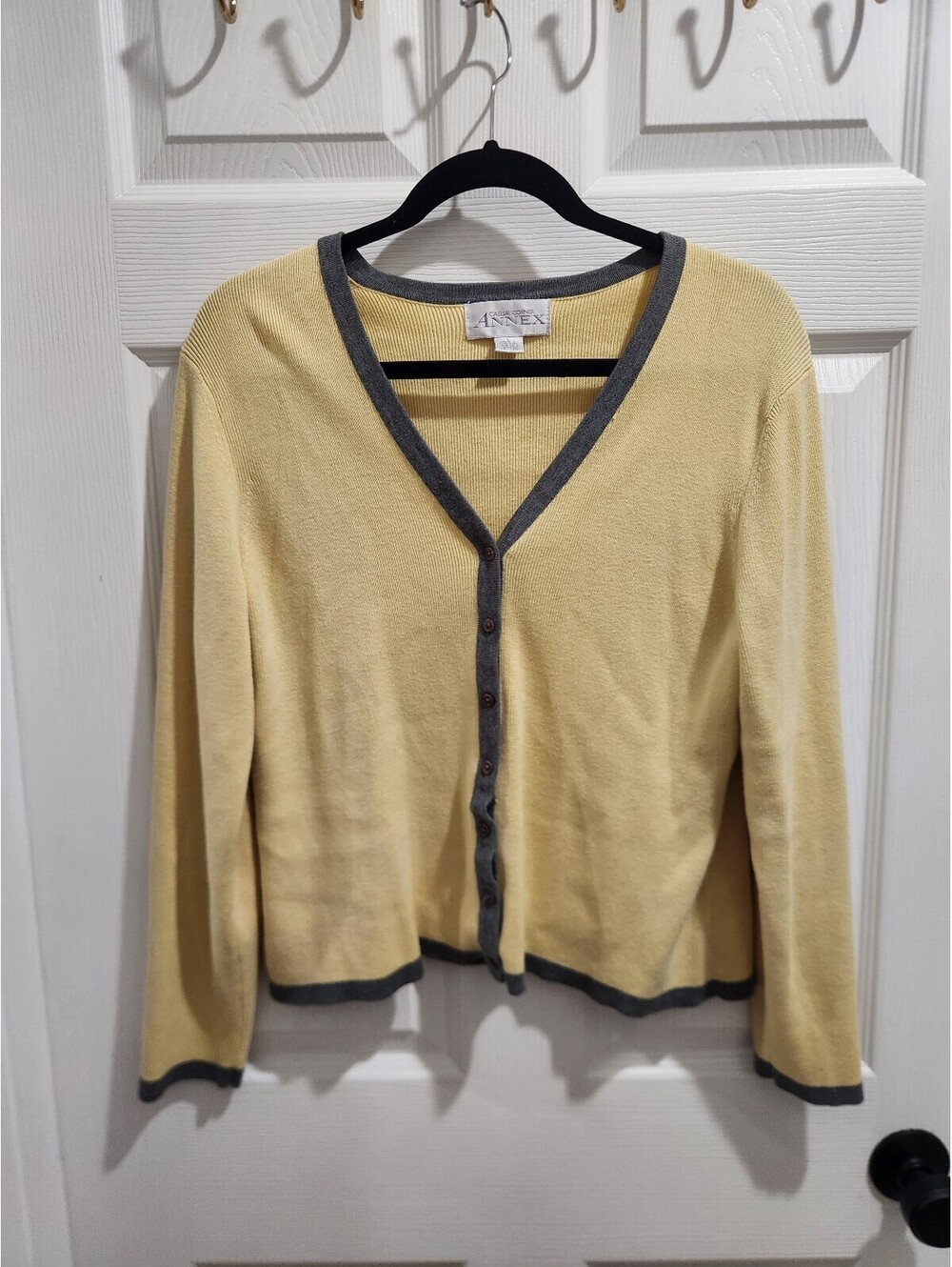 Casual Corner Annex Yellow and Gray Cotton-Acrylic Cardigan Sweater